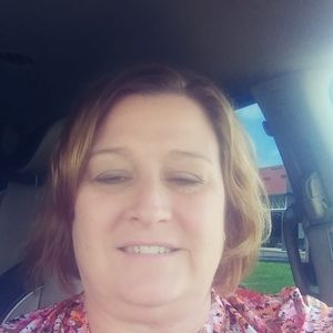 Meet your Posher, Carolyn